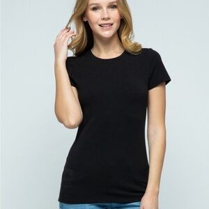 A196. Black Crew Neck T-Shirt